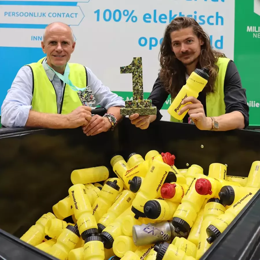 Marco de Vries met SAAR sport - recycling van bidons